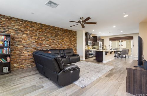 8 Ibiza, Trabuco Canyon CA  92688-2929 exterior