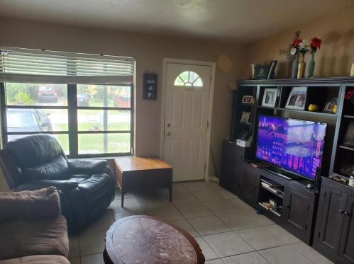 5644 Calico Rd, West Palm Beach, FL 33415-6354