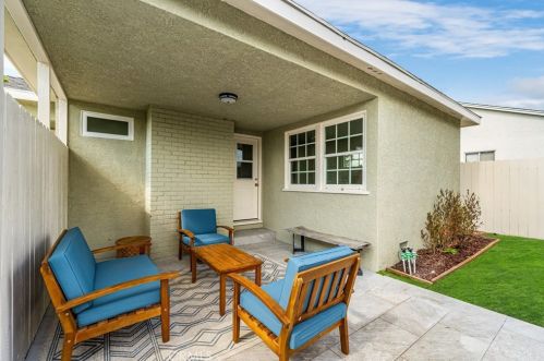 15424 Wilton Pl, Gardena CA  90249-4729 exterior