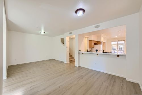 8846 Spectrum Center Blvd, San Diego, CA 92123-1461