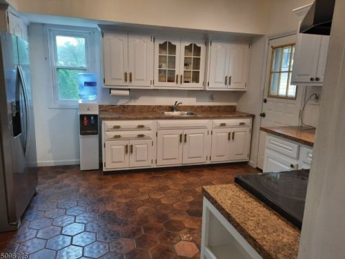 37 Grace St, Bloomfield, NJ 07003-4719
