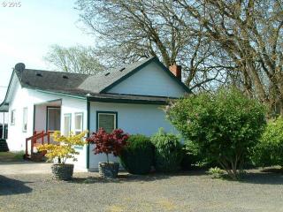 1111 Whalen Rd, Woodland, WA 98674-9524