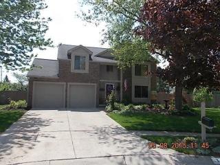 7418 Gardenview Pl, Dublin, OH 43016-8200