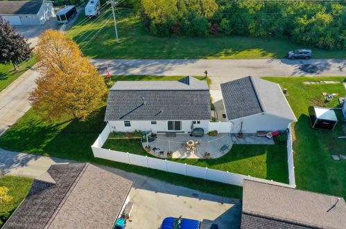 1609 Rose Ave, Fond Du Lac WI  54937-1076 exterior