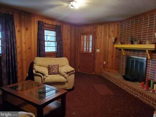 14330 Fredericksburg Tpke, Woodford, VA 22580-2851