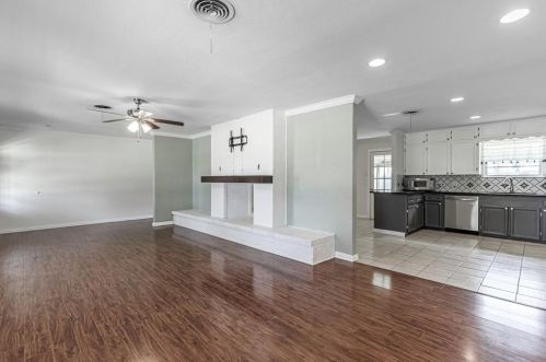 1713 19th Ave, Texas City, TX 77590-5201