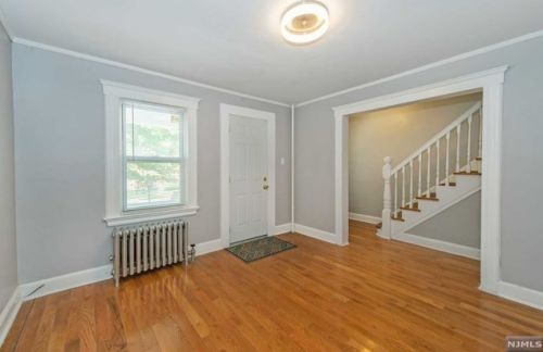 32 Long St, East Orange NJ  07017-1208 exterior