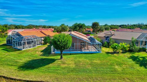 7181 Foxworth Ct, Boynton Beach FL  33437-6455 exterior