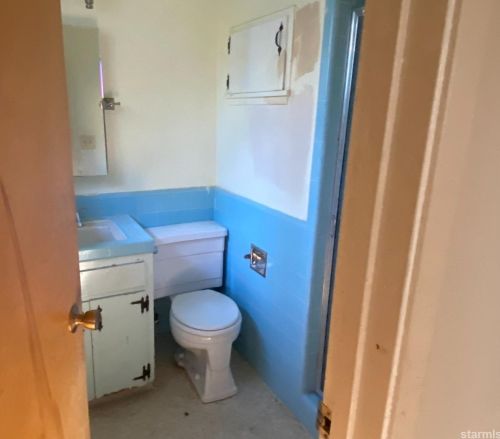 2337 Oregon Ave, South Lake Tahoe CA  96150-7118 exterior