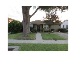 3016 Hero Dr, Gretna, LA 70053-7536