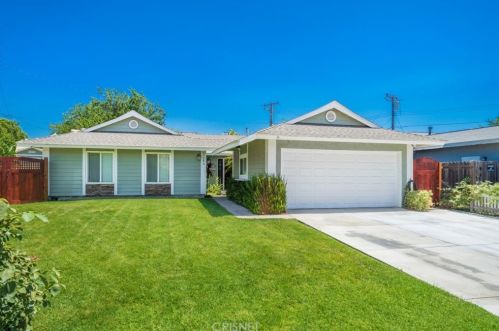 27200 Oakgale Ave, Santa Clarita, CA 91351-1064