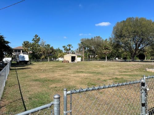 411 Roosevelt Ave, Lehigh Acres FL  33936-1202 exterior