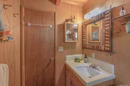 355 Cinderella Dr, Big Bear City CA  92314-9798 exterior