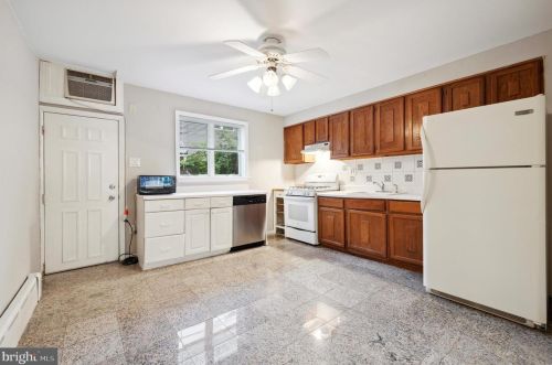 927 Dudley St, Philadelphia PA 19148-2321 exterior