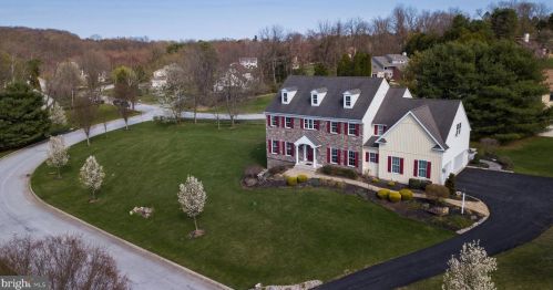 305 Williamson Way, Downingtown, PA 19335-1588