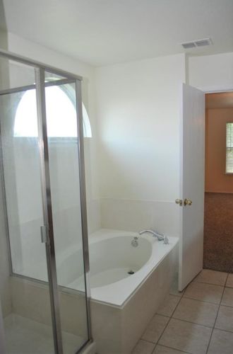 7801 Hidden Path Ln, Denton TX  76210-7131 exterior