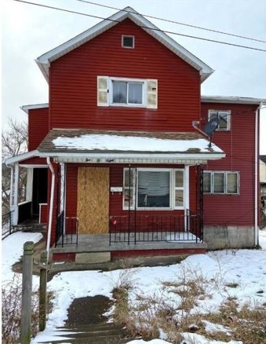 1008 Pollock Ave, New Castle, PA 16101-4713