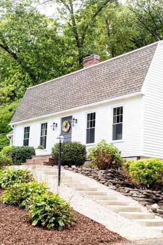 120 Maxine Rd, Bristol, CT 06010-2356