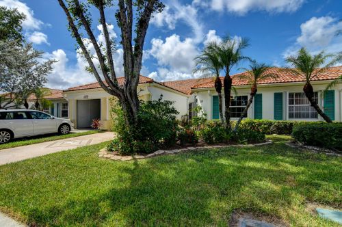 6065 Lake Hibiscus Dr, Delray Beach, FL 33484-4618