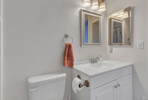 301 Rosemarie Pl, West Pittsburg CA  94565-6705 exterior