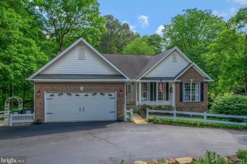 532 Cumberland Rd, Fredericksburg, VA 22405-2421