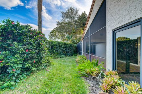 23313 Water Cir, Boca Raton FL  33486-8539 exterior