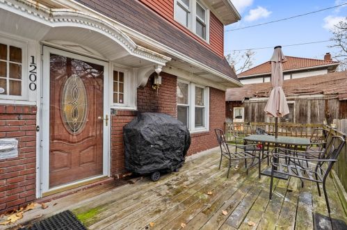 1200 Davis Ave, Pittsburgh, PA 15212-1930