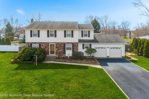 91 Harding Rd, East Freehold, NJ 07728-7779