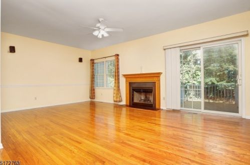 264 Emily Pl, Parsippany NJ  07054-3436 exterior