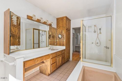 4810 Daleridge Rd, La Canada CA  91011-3725 exterior
