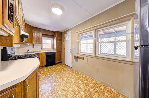 78 Old Glenham Rd, Fishkill NY  12524-3104 exterior