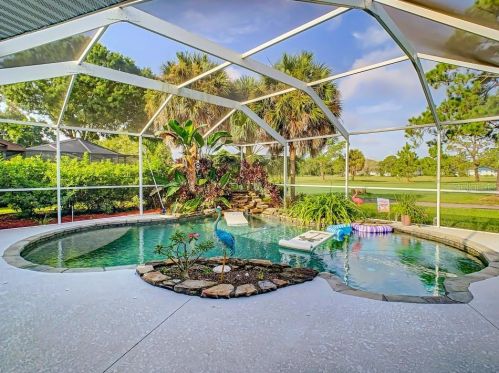 3587 Fairway Forest Dr, Palm Harbor, FL 34685-1003