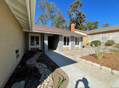 4712 Calle De Vida, San Diego, CA 92124-2308