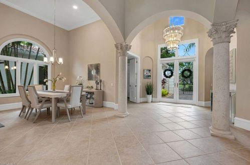 18151 Lagos Way, Naples, FL 34110-2764