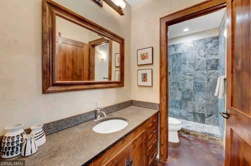 4046 Upton Ave, Minneapolis MN  55410-1259 exterior