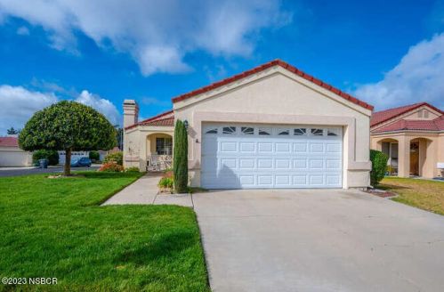 4323 Ridgecrest St, Santa Maria, CA 93455-3871