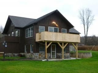 161 Meade Rd, Georgia, VT 05454-9643