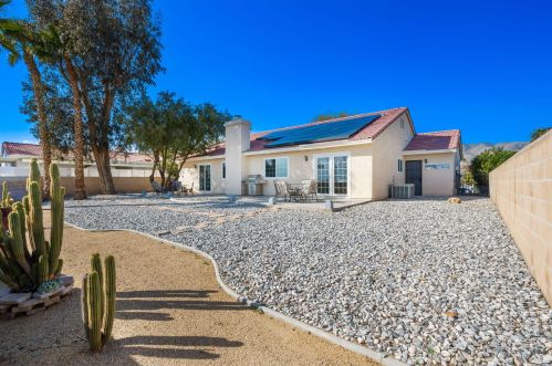64451 Brae Burn Ave, Desert Hot Springs CA  92240-1240 exterior
