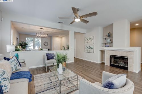 124 Gerbera St, Danville, CA 94506-4790