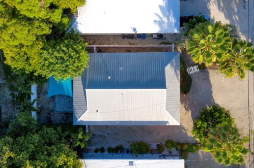 29 Bass Ave, Key Largo, FL 33037-4763