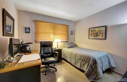 205 Larch Ave, Teaneck NJ  07666-2341 exterior