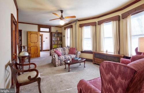 125 Slack Ave, Trenton NJ  08648-4303 exterior