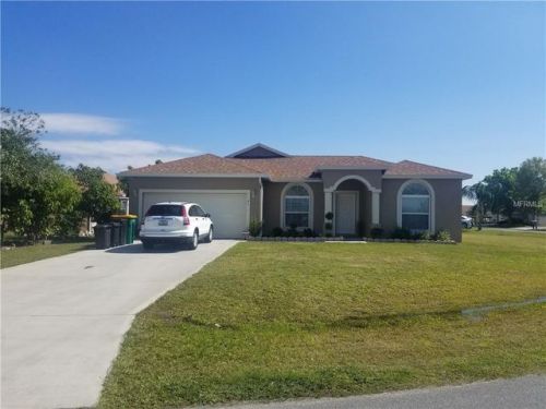 41 Alicante Ct, Kissimmee, FL 34758-3926