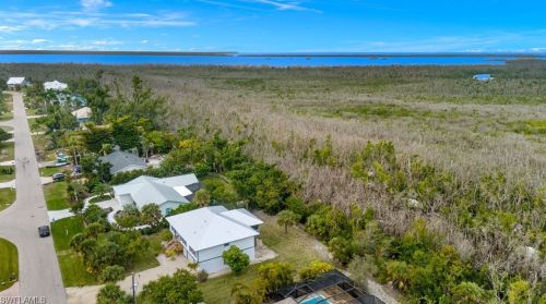 1719 Serenity Ln, Sanibel, FL 33957-4220
