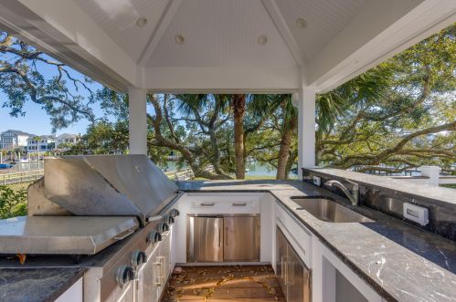 55 Waterway Island Dr, Isle Of Palms SC  29451-2728 exterior