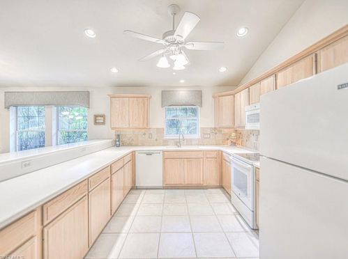 1826 Farm Trl, Sanibel FL  33957-4118 exterior