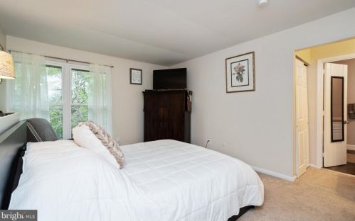 16 Sandybrae Ct, Wilmington DE  19808-3504 exterior