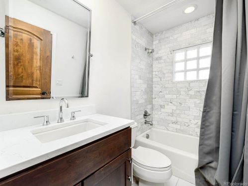 945 Steele St, Denver CO 80205-4846 exterior