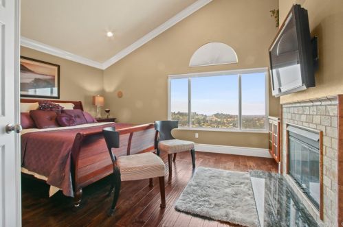 2225 Calle Margarita, San Dimas CA 91773-4468 exterior