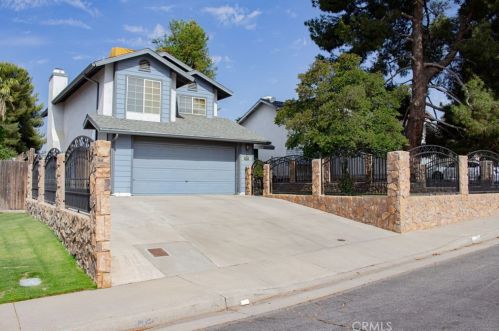 2920 Sunview Dr, Bakersfield, CA 93306-2396